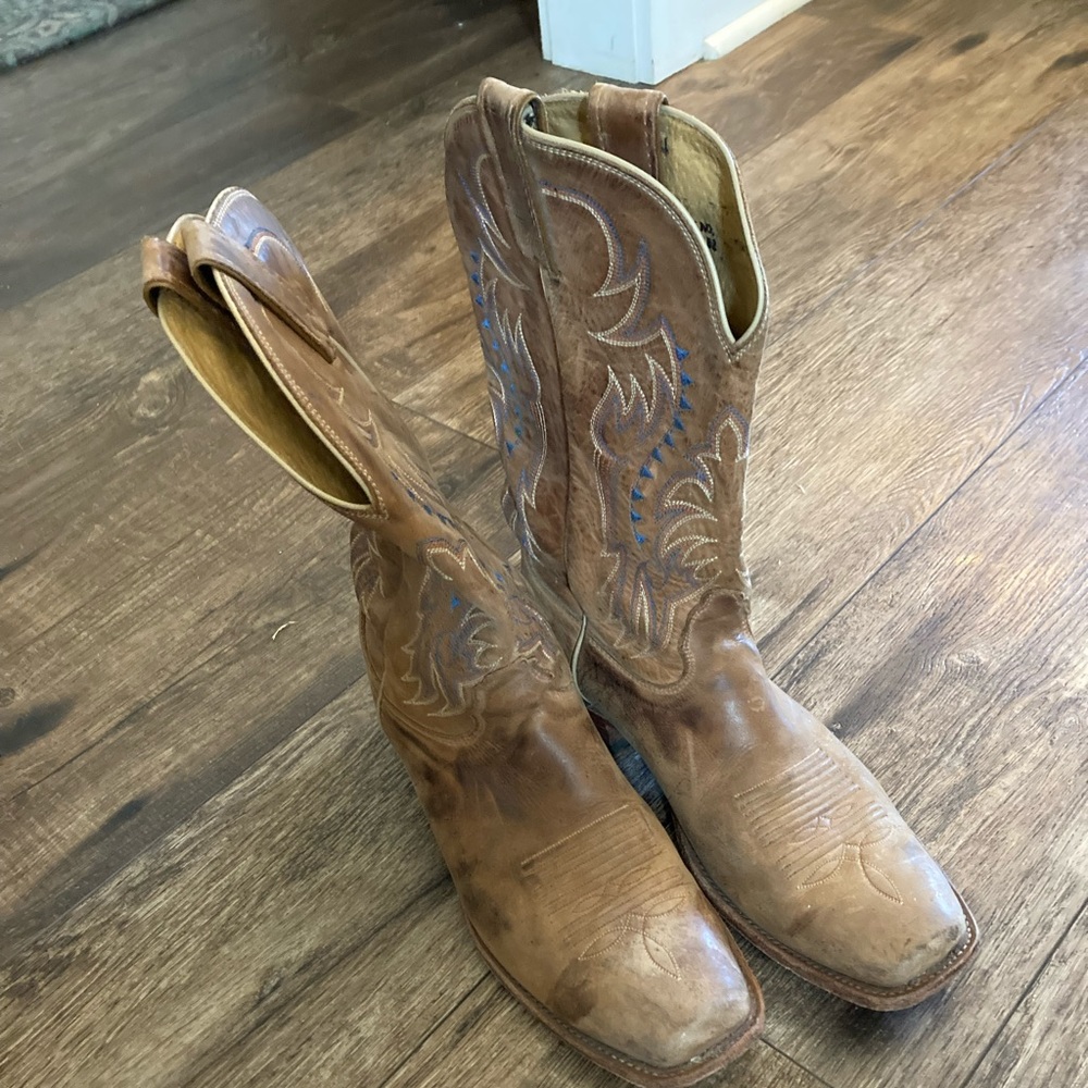 Nocona Boots